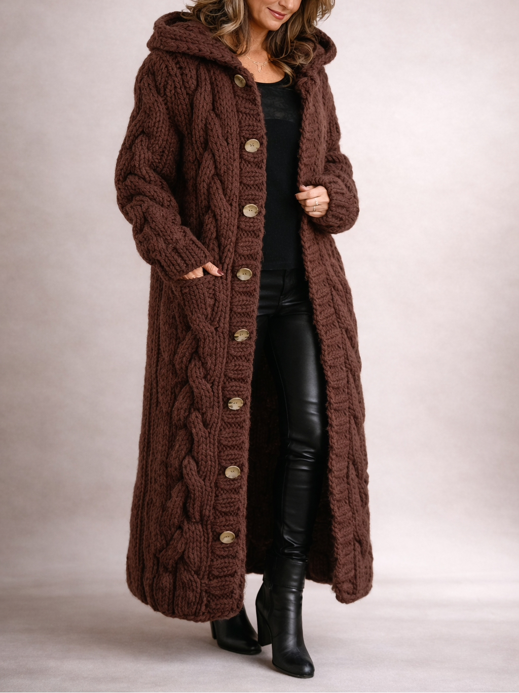 Karin - Elegant Cozy Coat med Tummy Coverage
