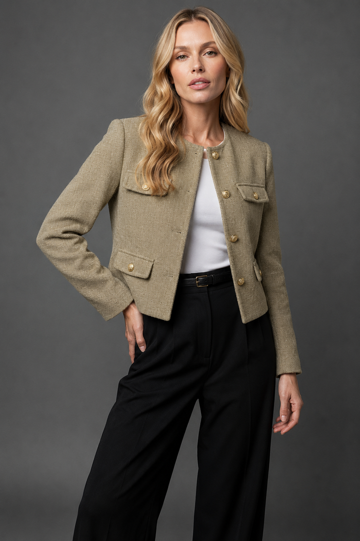 Cropped Tweed Blazer med Guldknapper og Klaplommer