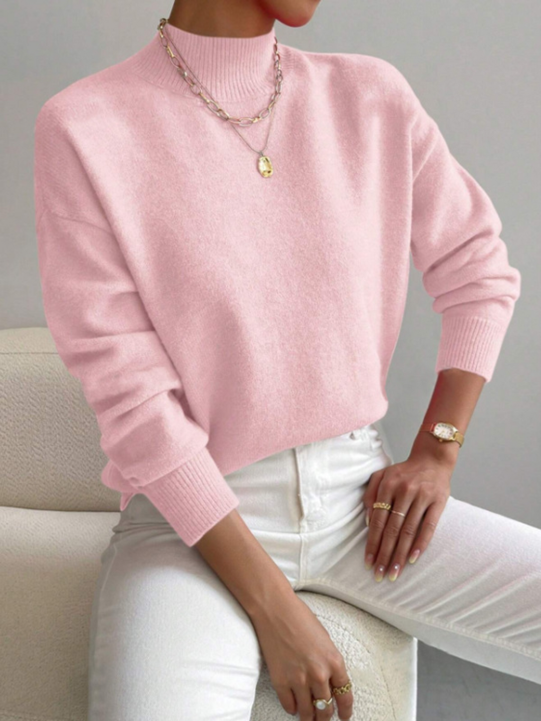 Damski sweter oversize z wysokim kołnierzem
