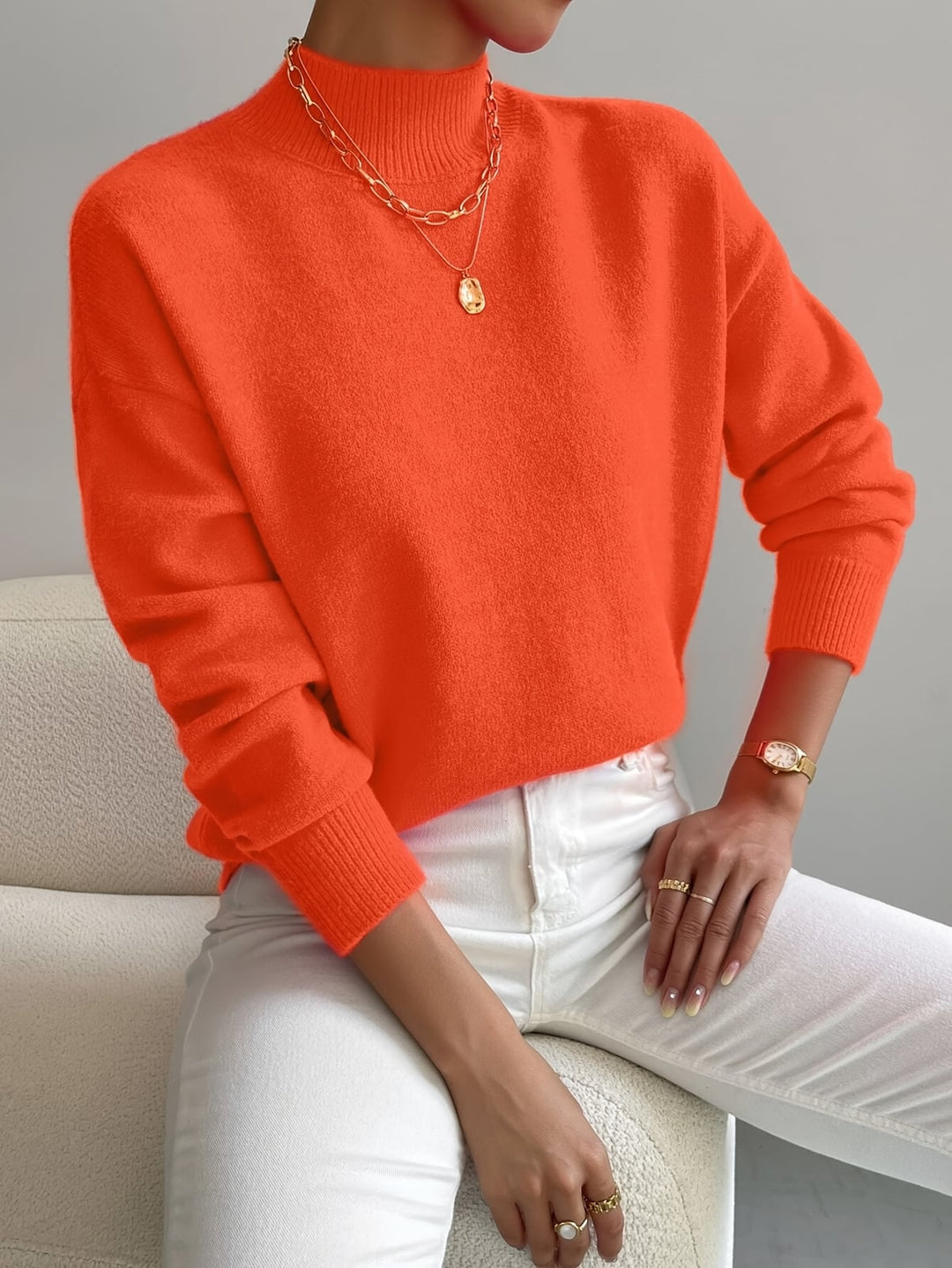 Damski sweter oversize z wysokim kołnierzem
