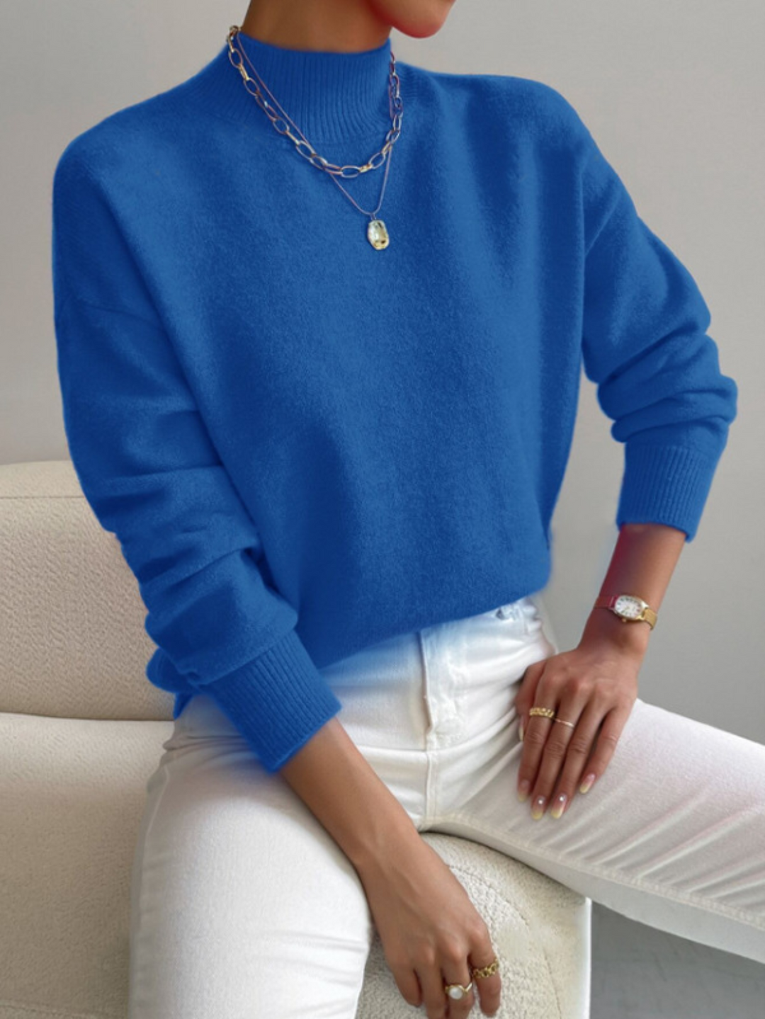 Damski sweter oversize z wysokim kołnierzem