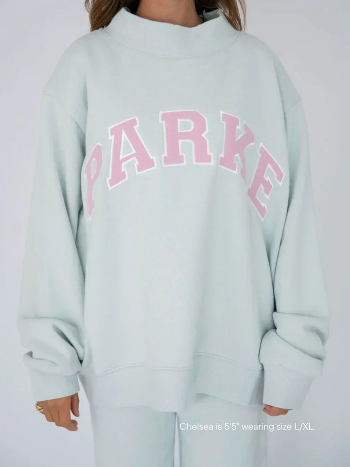 Kvinders Sweatshirt | Oversized Collegiate Chenille Bogstav Langærmet